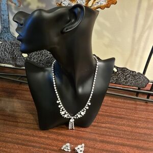 Vintage Rhinestone Necklace & Screw‑Back Earrings – Classic Mid‑Century Sparkle